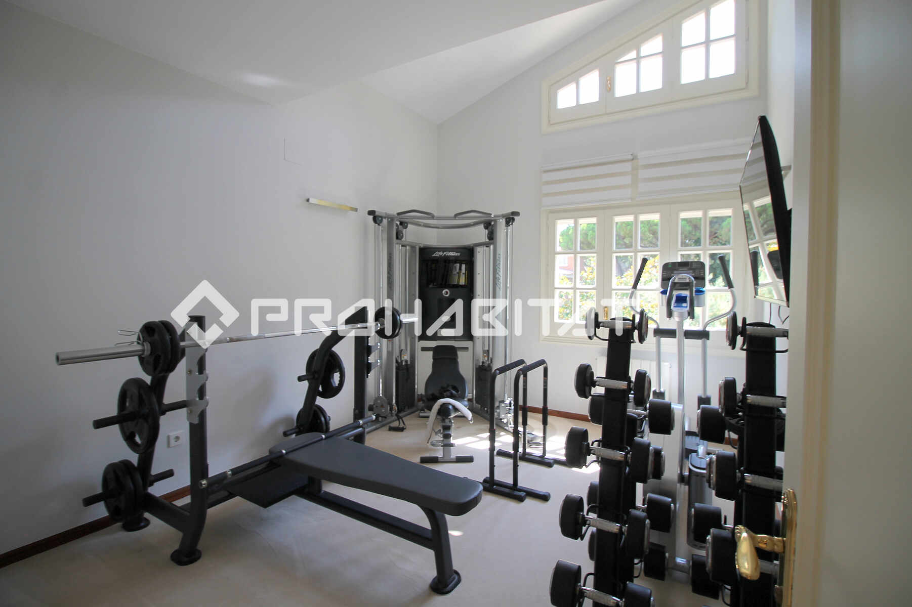gallery-image
